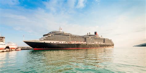 Cruising in Comfort: Revealing the Opulence of Ocean Liners