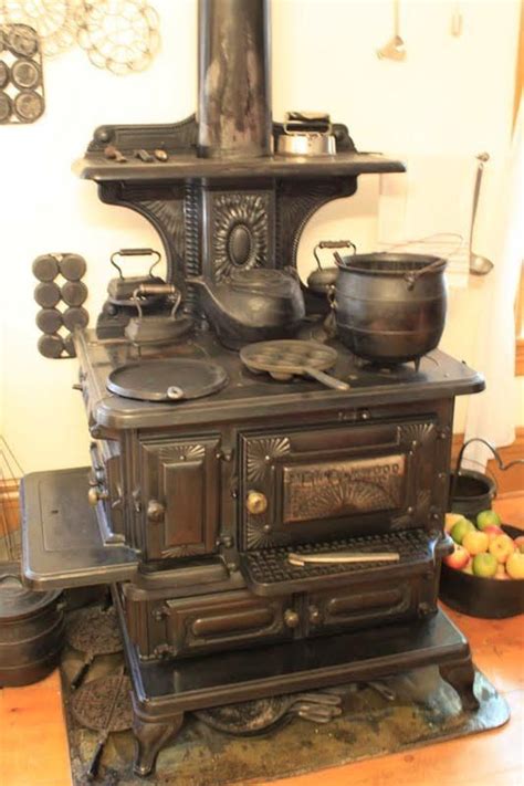 Cultural and Historical Perspectives on Dreaming of Stove Fires