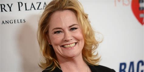 Cybill Shepherd Biography