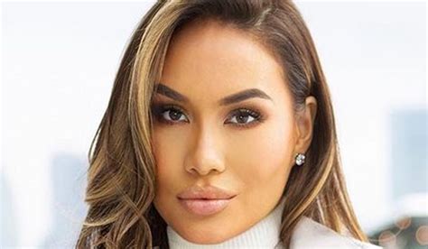 Daphne Joy Biography