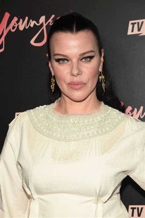 Debi Mazar's Net Worth and Earnings