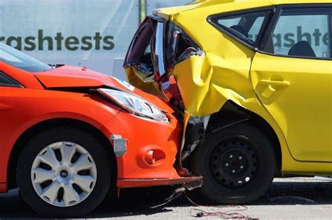 Deciphering Visions of Fatal Vehicle Crashes: Insights from a Psychological Perspective