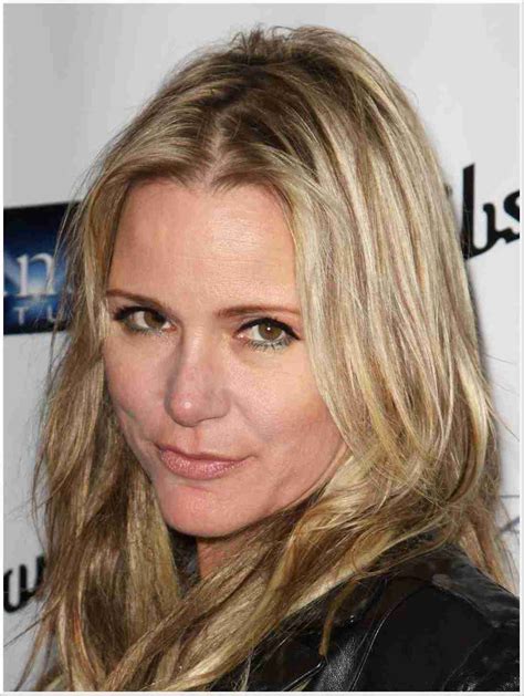 Dedee Pfeiffer Biography