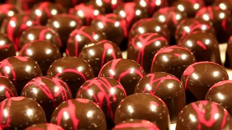 Delving Into the Figure of Chocolate Paradise