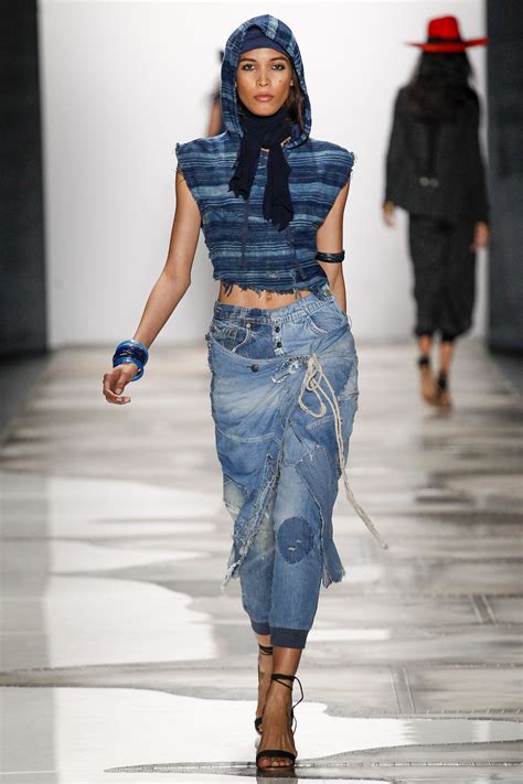 Denim on the Runway: How Fashion Designers Are Revolutionizing Denim