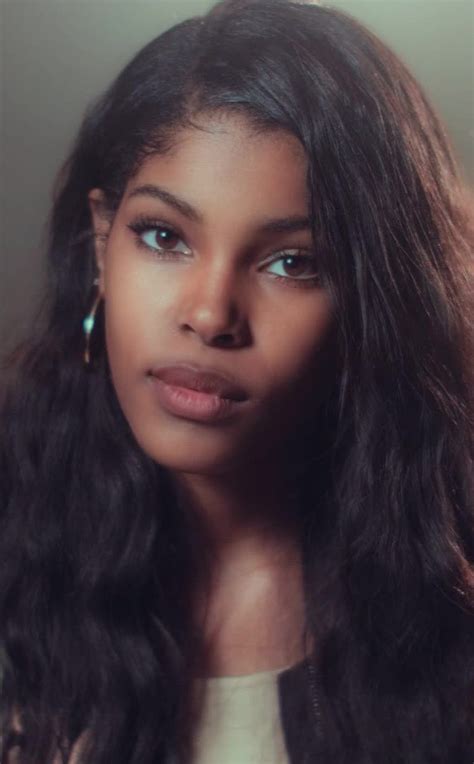 Diamond White: Height, Figure, and Net Worth