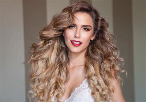 Discover Angela Ponce: Age and Height