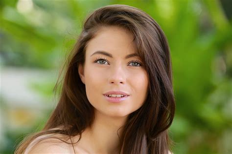 Discover Jenna Kseniya's Age