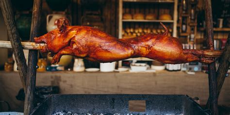 Discover the Art of Roasting Swine to Perfection