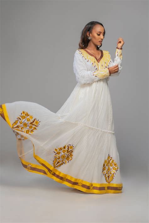 Discover the Charm of Cultural Ensembles: Immerse Yourself in a World of Traditional Dress