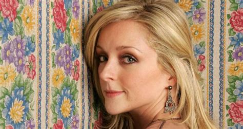 Discovering Jane Krakowski's Fashion Sense and Body Shape