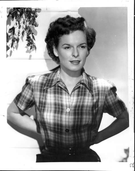 Discovering Mercedes Mccambridge's Figure and Physique