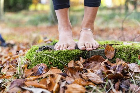 Ditching Shoes: The Advantages of Going Barefoot