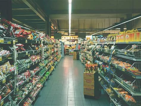 Dreaming of Exploring the Grocery Wonderland