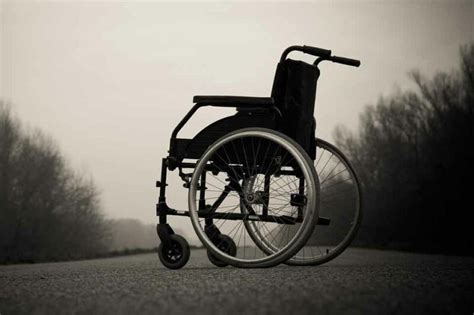 Dreams of a Spouse Using a Wheelchair: Significance and Symbolism