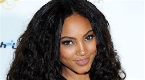 Early Beginnings & Professional Journey of Ariel Meredith