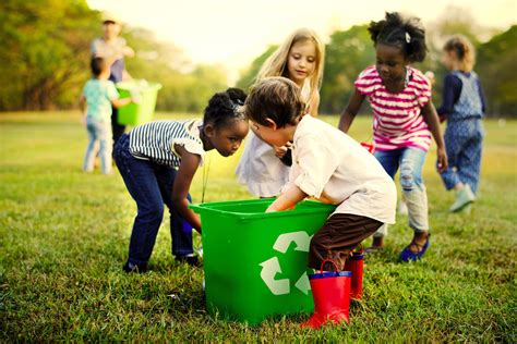 Early Days and Family Environment