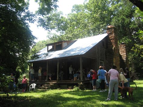 Early Life and Background of Georgia Cobb