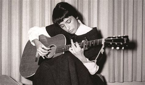 Early Life and Childhood of Joan Baez