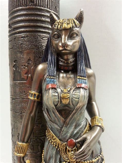 Early Life and Childhood of Samirah Bastet