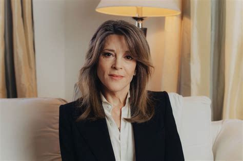 Early Life and Education of Marianne Williamson