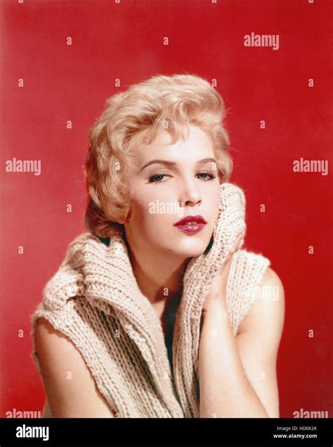 Early Life of Stella Stevens