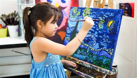 Early years and upbringing of the talented artist