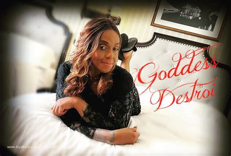 Ebony Goddess Destroi Biography