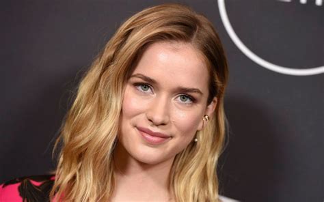 Elizabeth Lail's Net Worth and Earnings