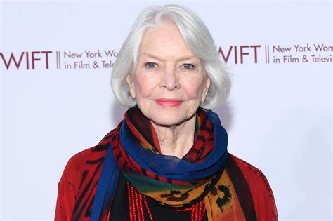 Ellen Burstyn's Years and Stature