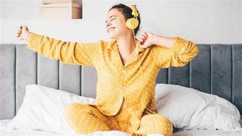 Enhance Your Sleeping Experience: How Pajamas Can Improve your Night's Rest