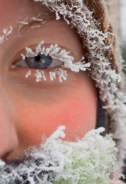 Enhancing and Emphasizing the Allure of Snowy Lashes