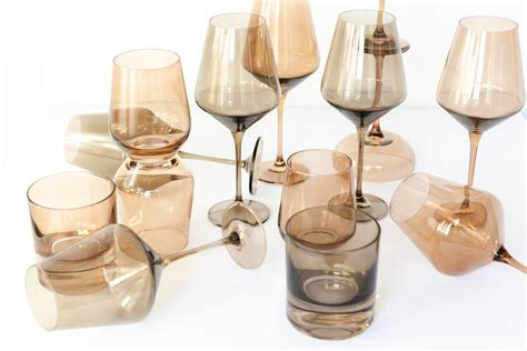 Enhancing the Experience with Stunning Glassware