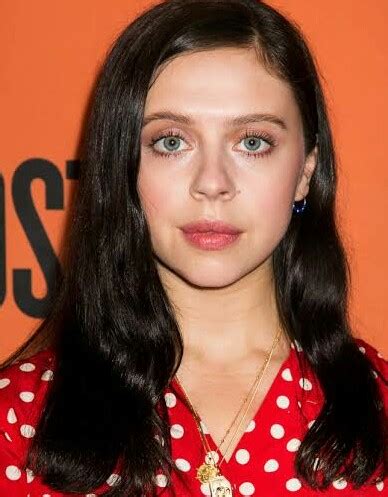 Exploring Bel Powley's Personal Life