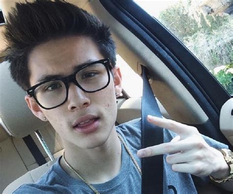 Exploring Carter Reynolds' Personal Relationships and Private Life