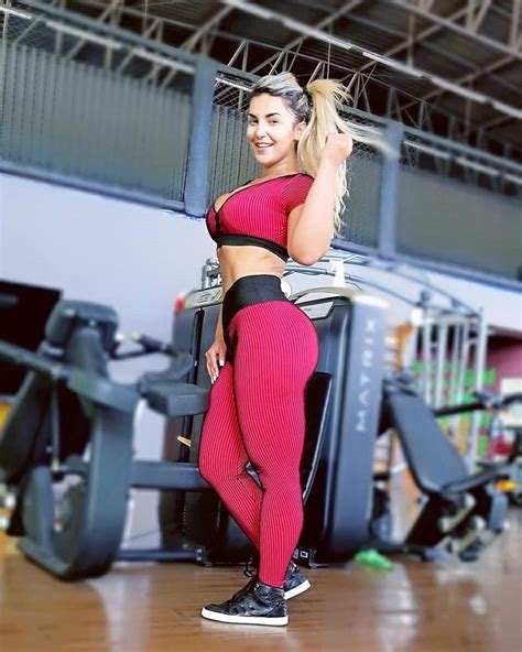 Exploring Daiane Fraga's Impressive Height and Physique