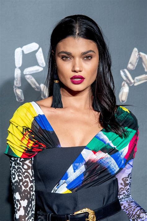 Exploring Daniela Braga's Financial Value