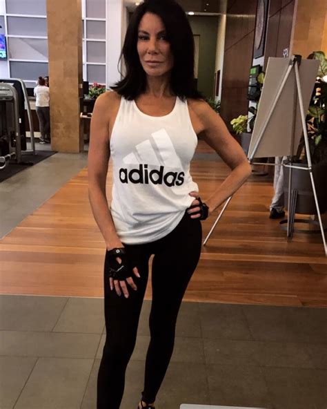 Exploring Danielle Staub's Vertical Measurement and Physique