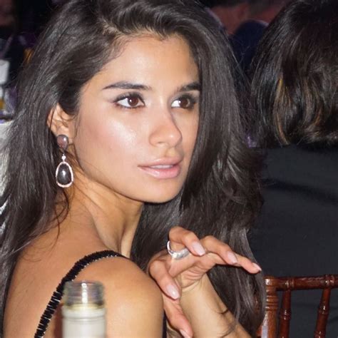 Exploring Diane Guerrero's Physique and Elegance