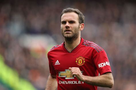 Exploring Juan Mata’s Physical Attributes