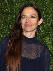 Exploring Justine Bateman's Personal Life and Relationships