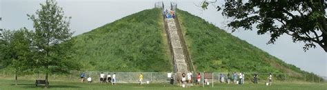 Exploring Mercedes Mounds' physical appearance