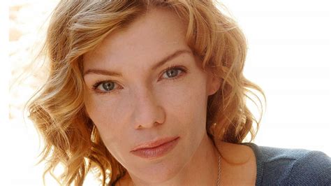 Exploring Stephanie Niznik's Acting Career