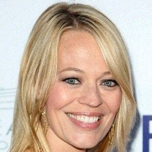 Exploring the Age and Early Years of Jeri Ryan