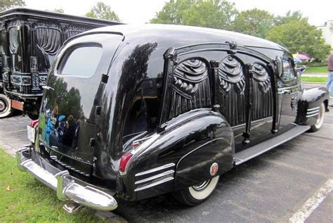 Exploring the Cultural and Historical Significance of Hearse Vehicles in Reveries