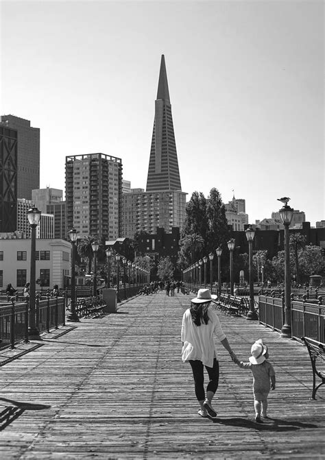 Exploring the Subconscious Meanings Behind Strolling along a Pier