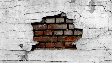Exploring the Symbolic Significance of Decaying Walls in Dream Interpretation