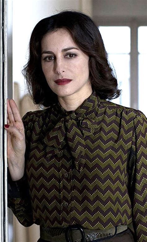 Exploring the Wealth of Amira Casar