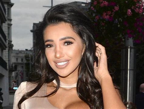 Exploring the specifics of Chloe Khan's years and stature