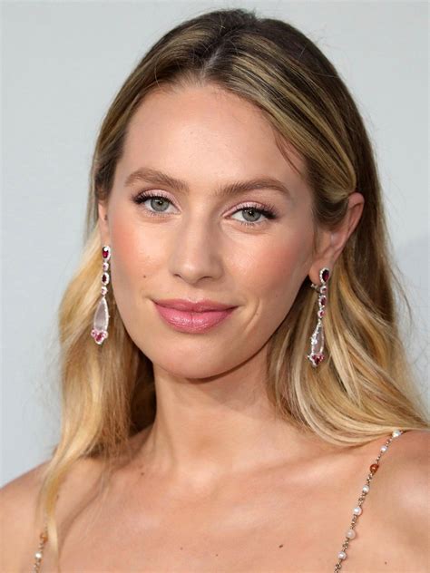 Fascinating Details About Dylan Penn
